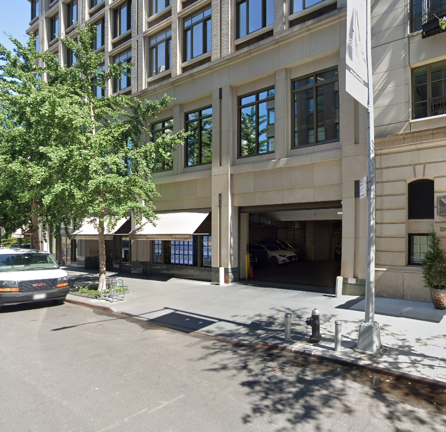 Lincoln Plaza Parking Structure